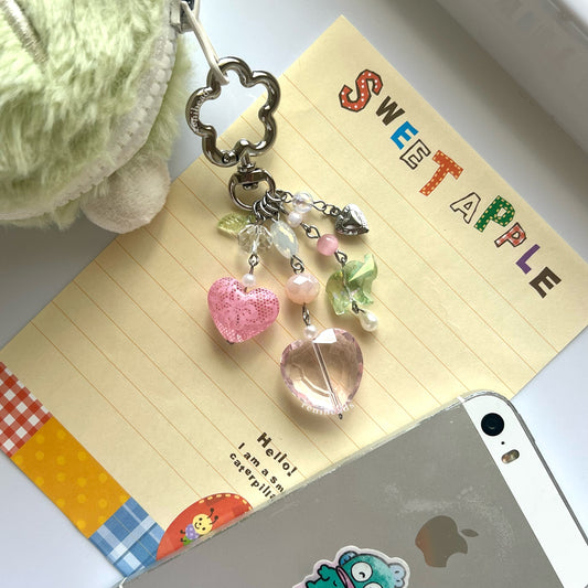 lucky pink and green heart bead heisei retro keychain .☘︎ ݁˖