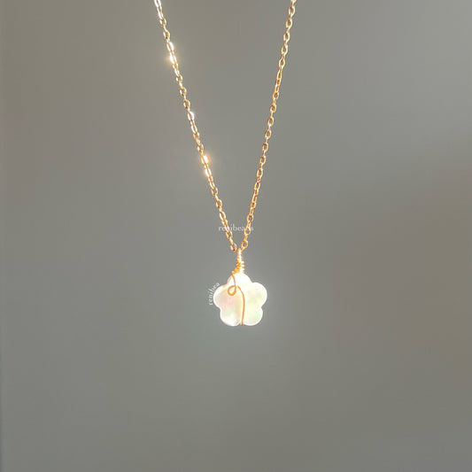 Gold Looped Flower Necklace